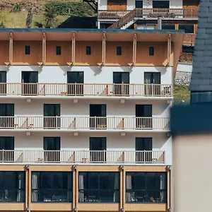 La Voie Lactee Hotel